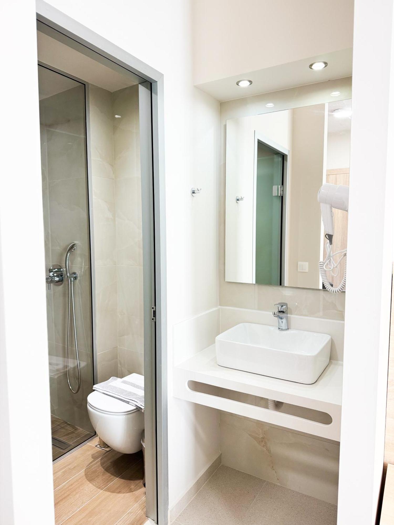 Acropolis Apartments Херсониссос Экстерьер фото
